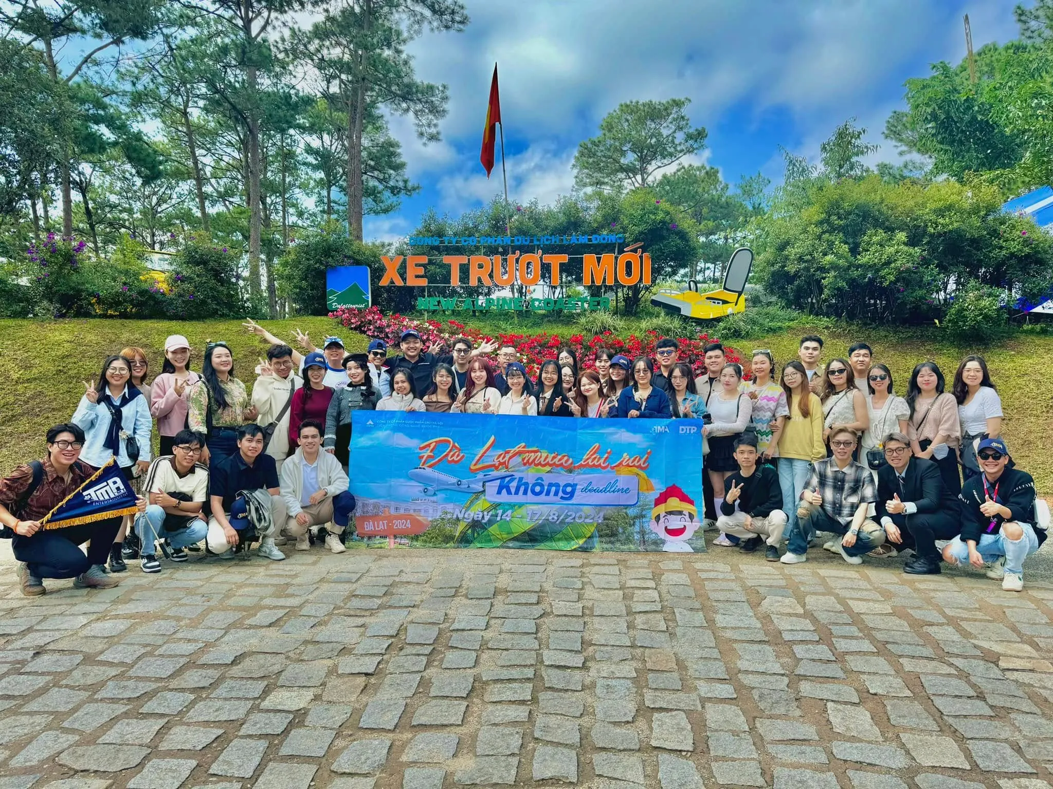 Công ty dược phẩm CP1 Hà Nội company trip